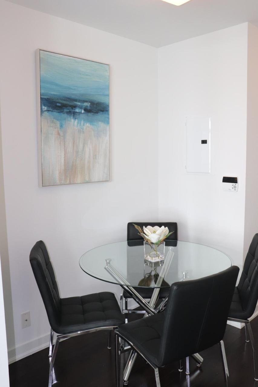 טורונטו Aaira Suites מראה חיצוני תמונה