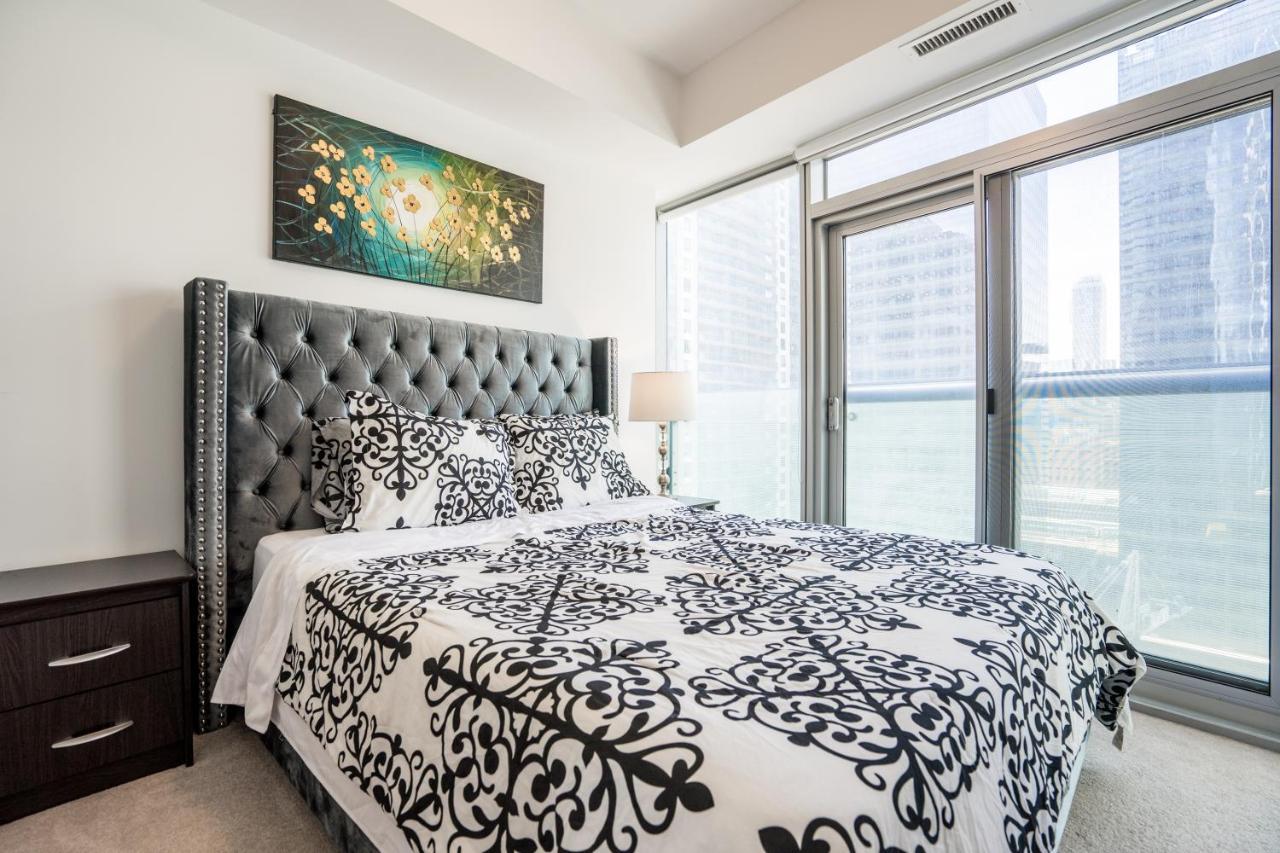 טורונטו Aaira Suites מראה חיצוני תמונה