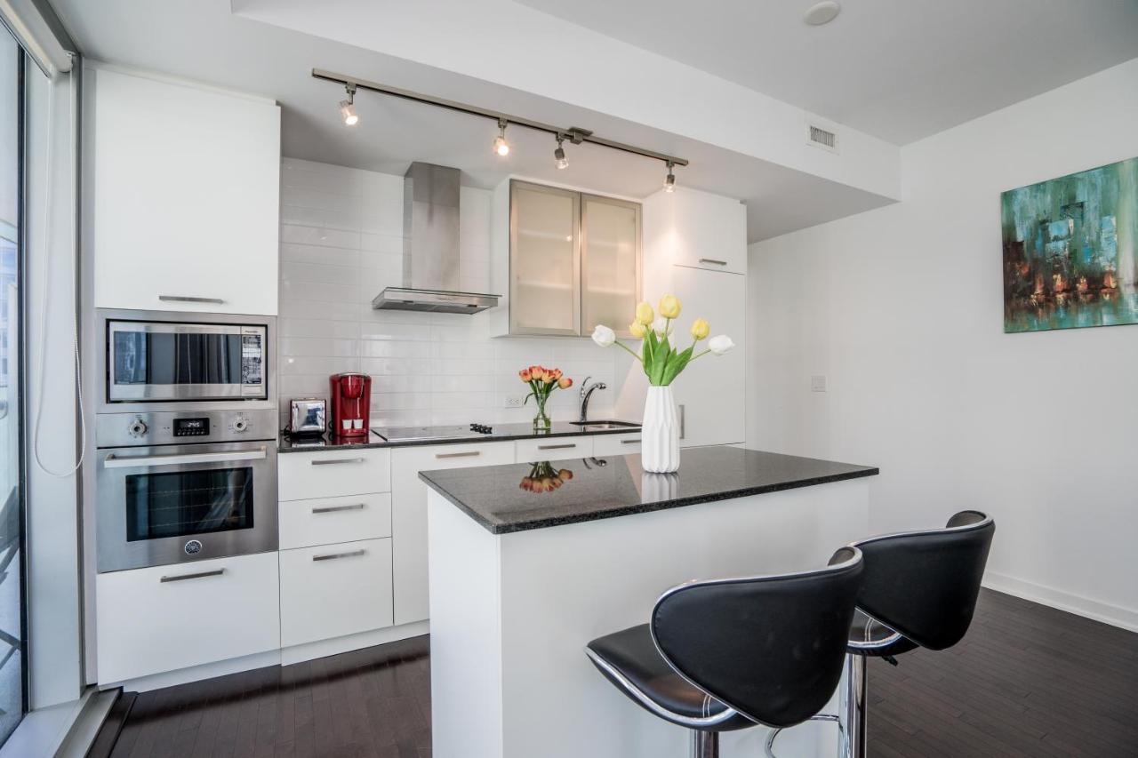 טורונטו Aaira Suites מראה חיצוני תמונה