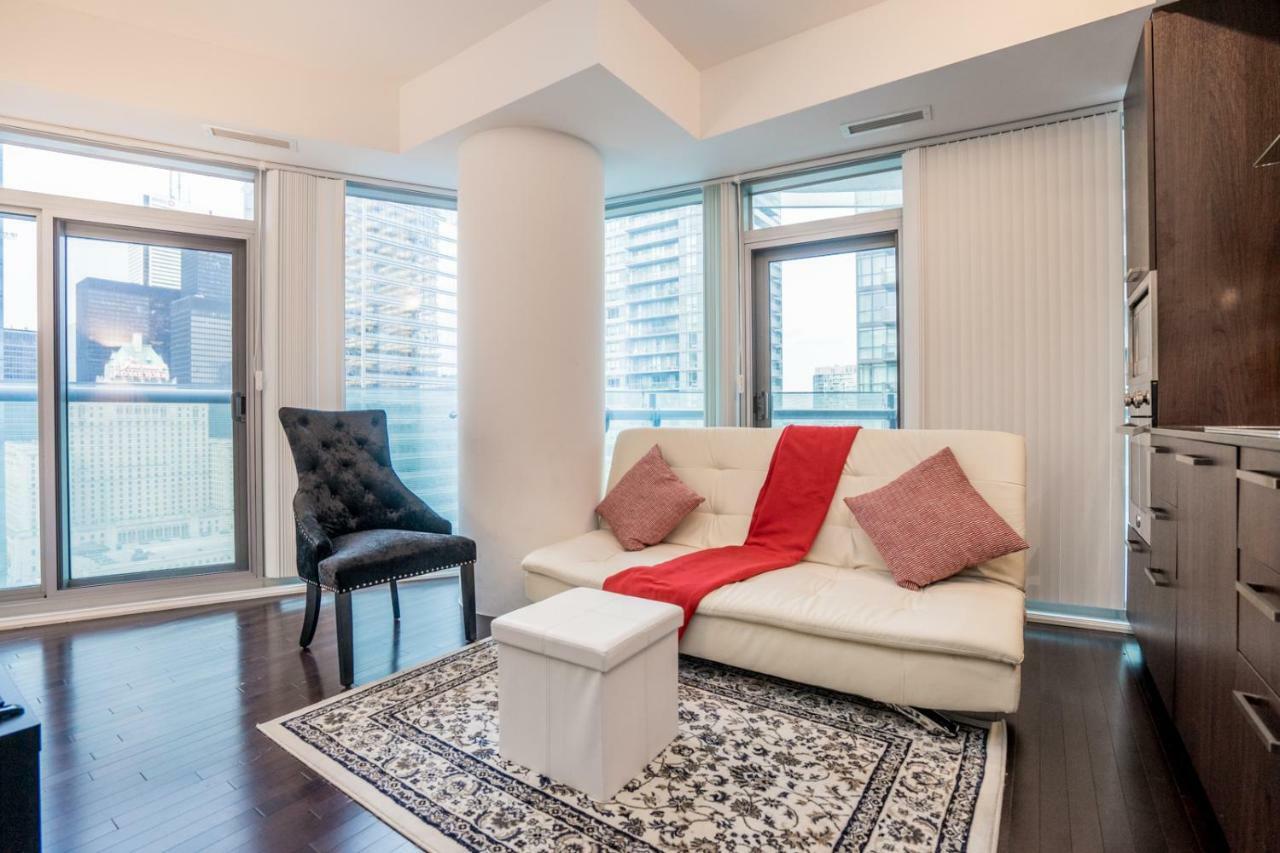 טורונטו Aaira Suites מראה חיצוני תמונה