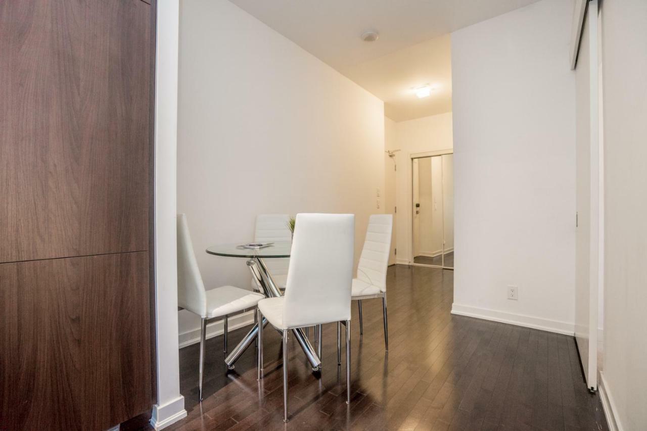 טורונטו Aaira Suites מראה חיצוני תמונה