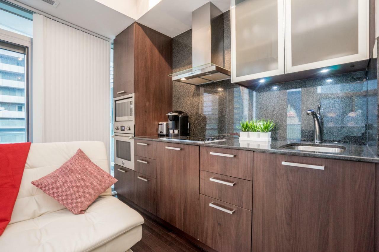 טורונטו Aaira Suites מראה חיצוני תמונה