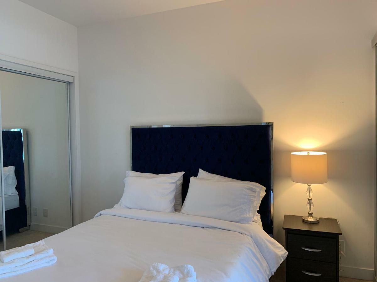 טורונטו Aaira Suites מראה חיצוני תמונה