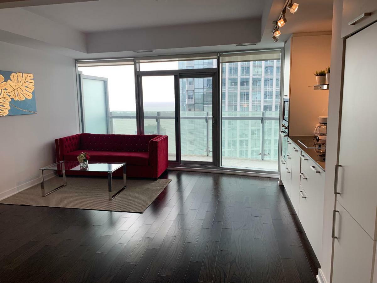 טורונטו Aaira Suites מראה חיצוני תמונה