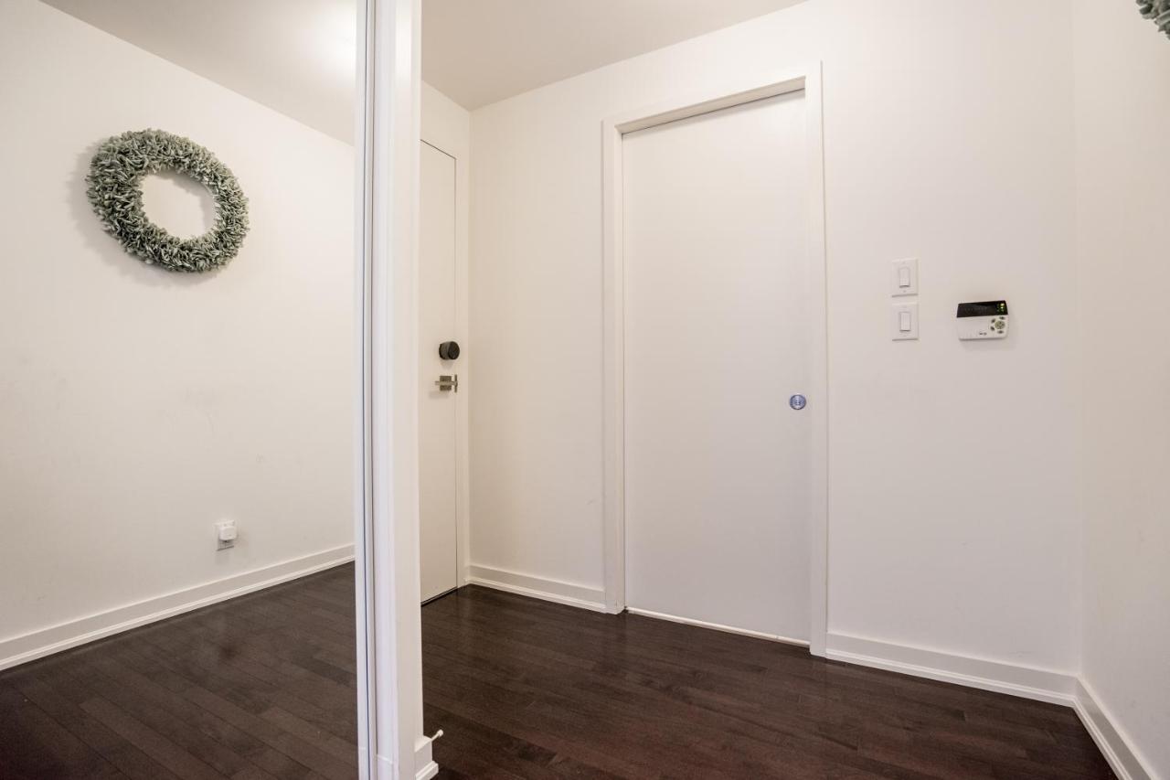 טורונטו Aaira Suites מראה חיצוני תמונה
