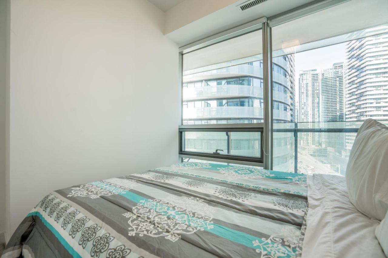 טורונטו Aaira Suites מראה חיצוני תמונה